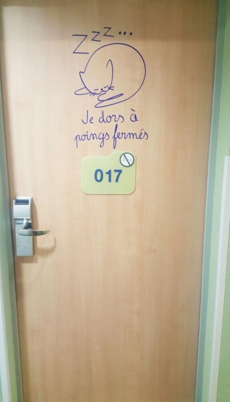 Ibis Budget Grenoble Sud Seyssinet Exterior foto